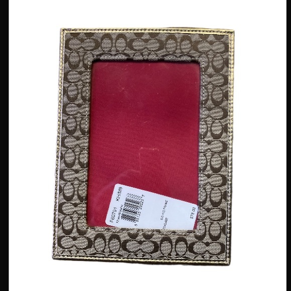 Authentic Vintage Coach Signature CC in Brown Photo Frame 4x6 - Picture 2 of 6